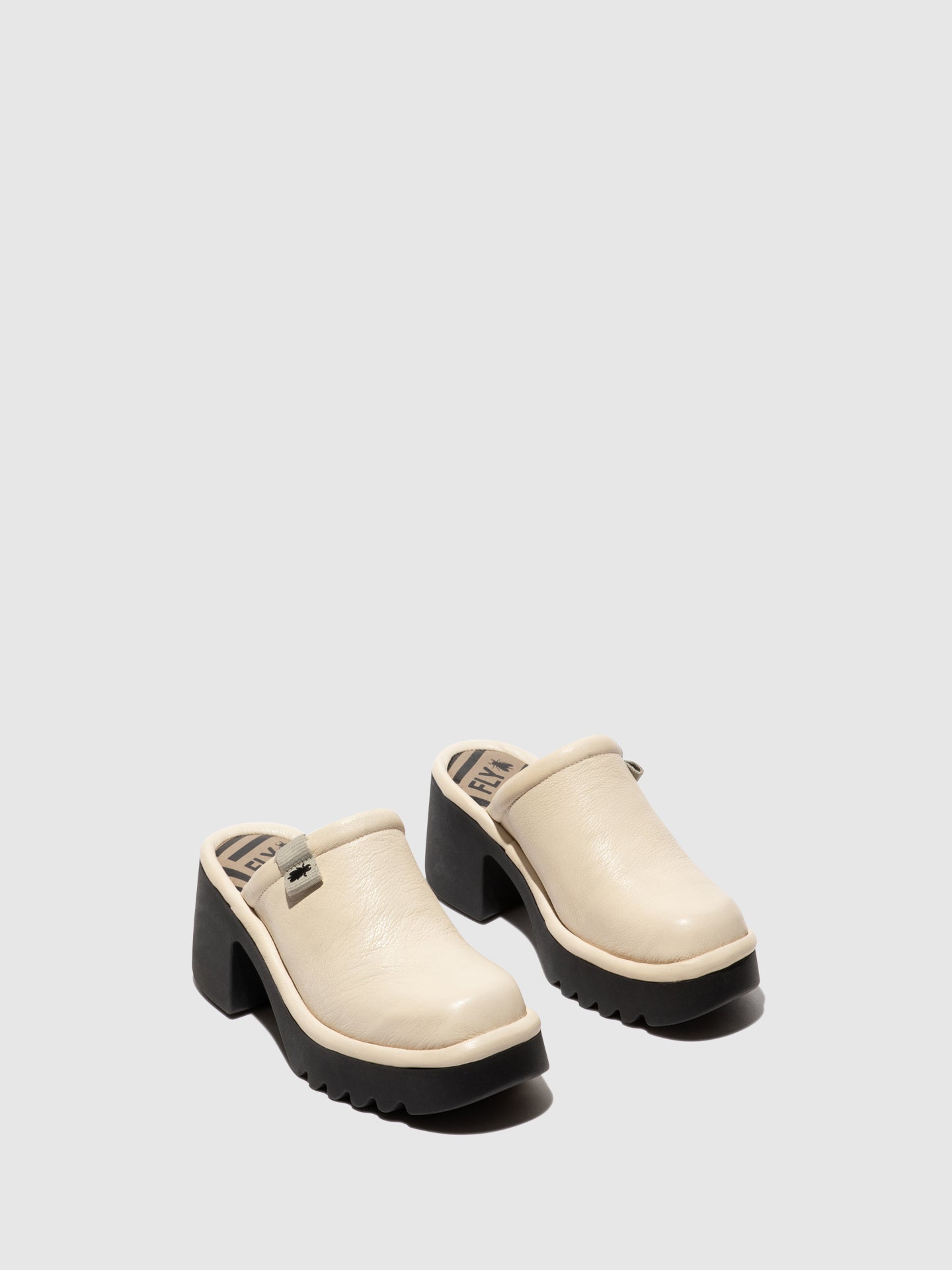 Fly London Socas com Ponta Redonda MEPO434FLY OFFWHITE